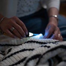 Load image into Gallery viewer, Glow Threads ™ Light Up Crochet Set
